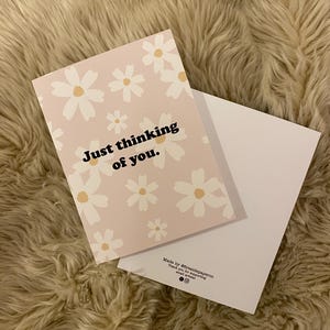 Carte Je pense à vous, carte de fête des mères, carte de fête des pères, carte pour elle, carte pour lui, carte pour un ami, carte pour un enseignant, fleurs
