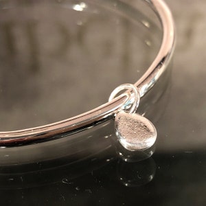 Handmade Solid Gold Bangle with Pebble Charm image 9