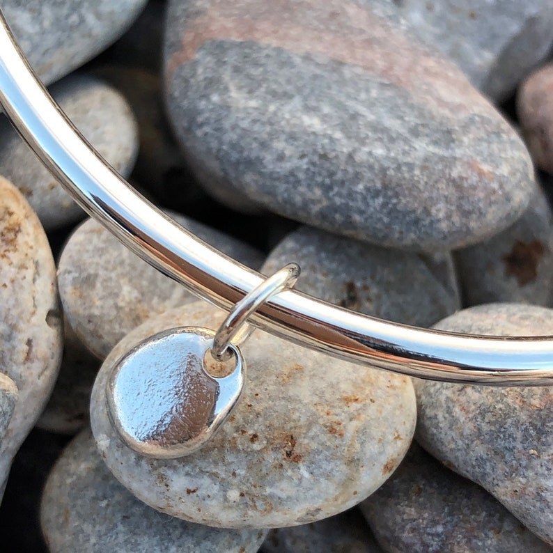 Handmade Solid Gold Bangle with Pebble Charm image 7