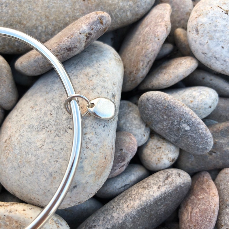 Handmade Solid Gold Bangle with Pebble Charm image 6