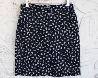 Vintage Bill Bass Black Denim Skirt White Flowers Medium