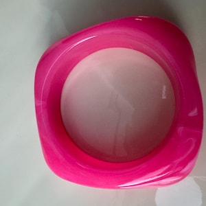 Dinosaur Handmade Chunky Resin Bangles in Barbie Pink, Light Pink, Clear Purple or Sand Beige image 3