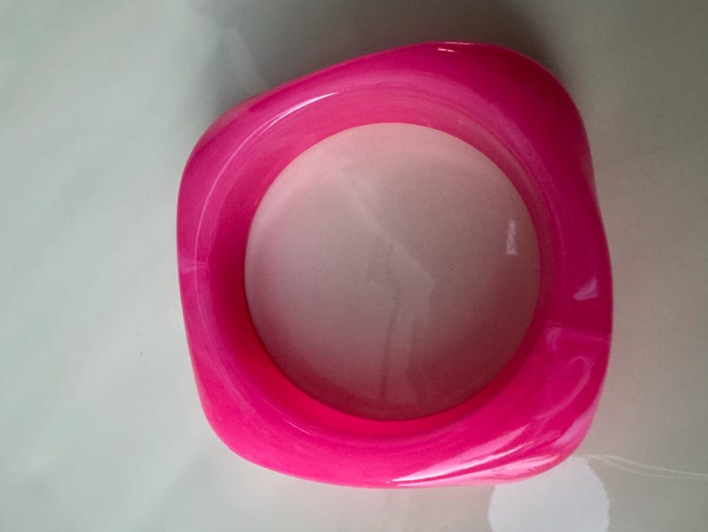 Dinosaur Handmade Chunky Resin Bangles in Barbie Pink, Light Pink, Clear Purple or Sand Beige image 3