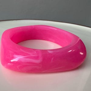Dinosaur Handmade Chunky Resin Bangles in Barbie Pink, Light Pink, Clear Purple or Sand Beige barbie pink