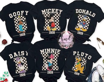 Camiseta a cuadros retro vintage de Disney con todos los personajes, regalo de cumpleaños familiar de Magic Kingdom, camiseta a juego de Disney Mickey y sus amigos.