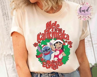 Niedliches Disney Lilo & Stitch Mele Kalikimaka Weihnachtskranz T-Shirt, Disneyland Urlaub Familienausflug Geschenk, Mickey's Merry Merry Xmas Party Tee