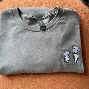 Princess Mononoke kodama figure embroidered t-shirt, forest spirit tee, gift for anime lovers, Japanese animation apparel, minimalist merch