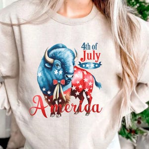 Design comemorativo retrô do bisão do 4 de julho dos Estados Unidos. Perfeito para sublimação, impressão DTF em camisetas, feliz americano
