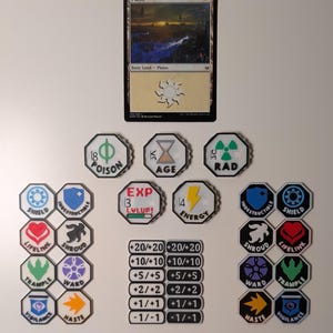 mtg keyword counter cards 72 Pieces Counters with Box for Magic The Gathering Colored MTG Creature Stats Buff Tokens MTG Gift Accessories (Keyword Counters) : Toys & Games 8pcs black shield dice (4pcs 1~6 48 Pieces Abilities Keywords Counter