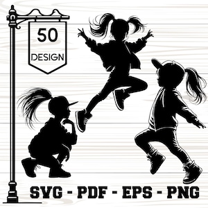 Könnte beinhalten: Schwarzes Silhouette-Design mit drei Kindern in dynamischen Posen, darunter ein springendes Kind. Ein Schild zeigt "50 DESIGN" und das Bild enthält den Text "SVG - PDF - EPS - PNG".