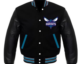 Chaqueta de los Charlotte Hornets con mangas de cuero negro, hecha a medida, estilo universitario, de béisbol, con diseño de Letterman.