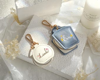 Custom Flower Name Bridesmaid Gift, Mini Gym Ring Holder Travel Jewelry Box, Keychain Ring Holder, Leather Ring Holder, Travel Jewelry Case