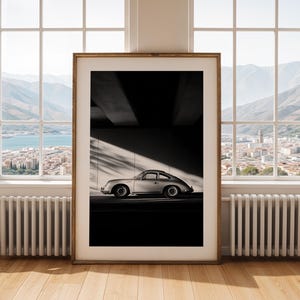 Poster auto monocromatico, stampa digitale classica 356, arte murale Porsche retro-futuristica, regalo per appassionati di auto, arredamento garage e caverna maschile, Noir 356