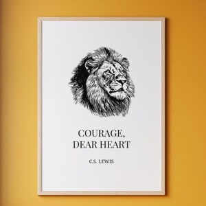 Coraggio caro cuore C.S. Lewis Wall Art • Decorazione murale C.S. Lewis • Pagina del libro stampabile • Citazione ispiratrice • Download digitale Narnia