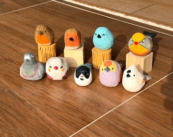 Hand-Carved Wooden Bird Sculpture – Rustic Nature-Inspired Home Decor, Artisan Crafted Wood Figurine Gift