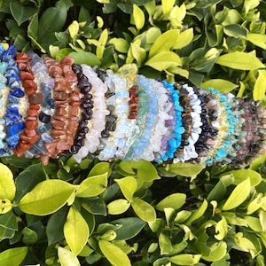 Pulsera de chips de cristal natural, pulsera elástica hecha a mano con chips de piedras preciosas, regalo de joyería de estilo bohemio para ella o para él