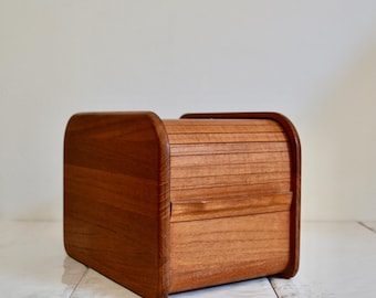 Porte-CD vintage Kalmar en teck / vitrine en bois / rangement pour CD