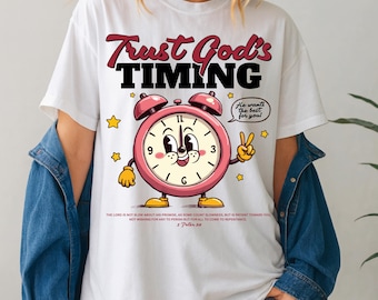 Confía en el tiempo de Dios (PNG), diseño de cita cristiana motivacional, sublimación de mujeres cristianas (PNG), camiseta religiosa con versículo bíblico (PNG)