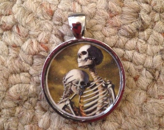 True Love Forever Skeleton Couple Image Pendant Necklace -FREE SHIPPING-