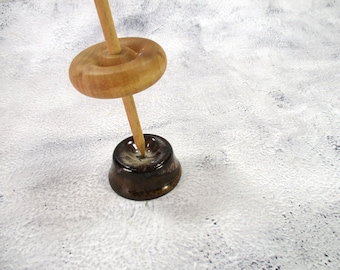 Pottery spinning bowl, ceramic supported spindle bowl, small flat lap spindling disk with travel bag