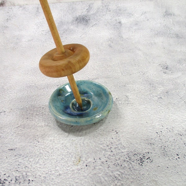 Ceramic spinning bowl, pottery supported spindle dish, large stoneware hand spinning disk