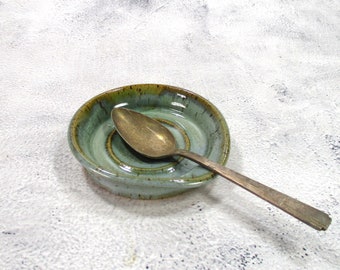 Ceramic spoon holder dish, pottery round ladle rest, kitchen utensil rest blue green glaze