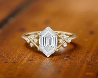 Anel de noivado com lapidação hexagonal | Anel de diamante geométrico moderno | Joias exclusivas para noivas em estilo Art Déco | Anel de casamento solitário de ouro para presentear ela