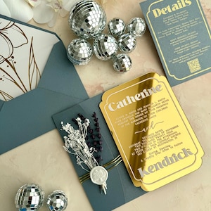 Elegante set di inviti in acrilico con specchio dorato e buste blu polvere, set di inviti per matrimonio con biglietti RSVP, invito di compleanno