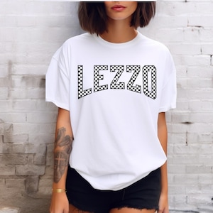 Comfort Colors Gay Tee Checkered &quot;LEZZO&quot; 90s vintage look, LGBTQ+ Pride, Casual Wear, Statement Shirt, Queer Gift, Gay Shirt, Lesbian tshirt
