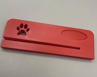 Pet Food Squeezer - Food Dispenser for Cat Food Pouches Red