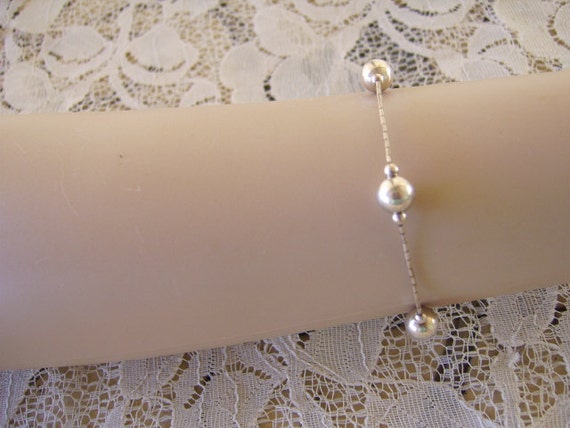 Vintage Sterling Silver Ball and Chain Bracelet - image 1