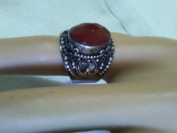 Large Vintage Sterling Silver Faceted Red Stone R… - image 5