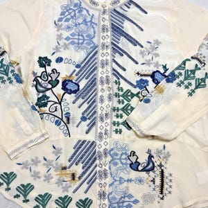 Rare Biya Johnny Was XL Embroidered Silk Blouse Cream Blue Floral Button Down image 9