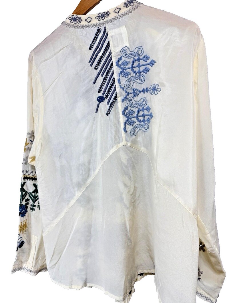 Rare Biya Johnny Was XL Embroidered Silk Blouse Cream Blue Floral Button Down image 2