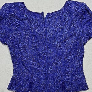 Blusa de noche de seda con cuentas de Adrianna Papell, estampado floral azul, talla 10 petite, estilo vintage de los años 90. imagen 8
