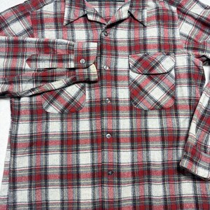 Camicia vintage Pendleton Board, taglia L, a quadri rossi, 100% lana vergine, prodotta negli Stati Uniti, stile gorpcore anni '70.