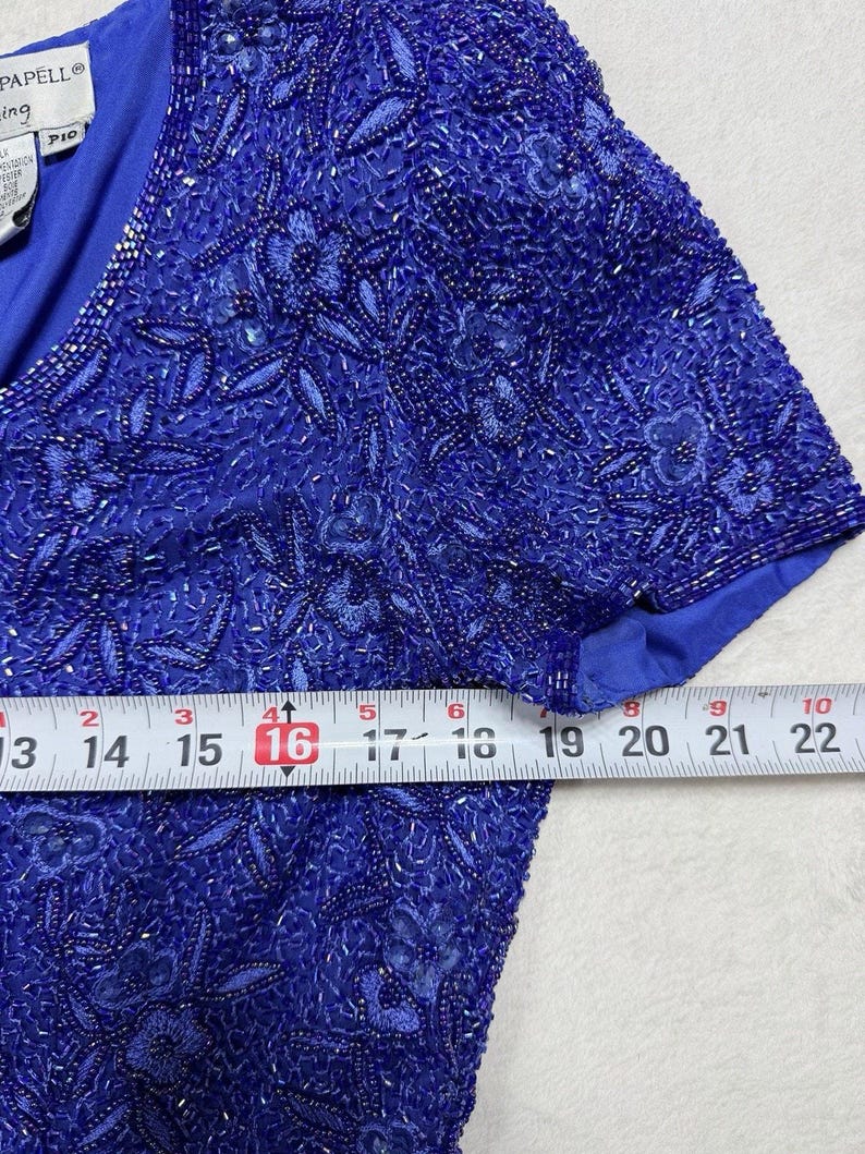 Blusa de noche de seda con cuentas de Adrianna Papell, estampado floral azul, talla 10 petite, estilo vintage de los años 90. imagen 6
