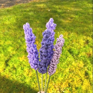 Handmade Crocheted Purple Lavender Customisable Bouquets  (stem length 12”)