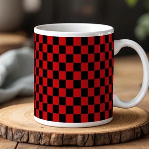 Red Black Checkered Mug 330 ml Ceramic Cup Trendy Chessboard Pattern Stylish Gift for Him or Her Bold Modern Design