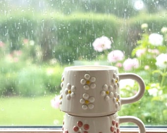 Lot de 2 tasses à café florales marguerites faites main en céramique 200 ml, blanc rose, cadeau fait main confortable pour la maison et la cuisine