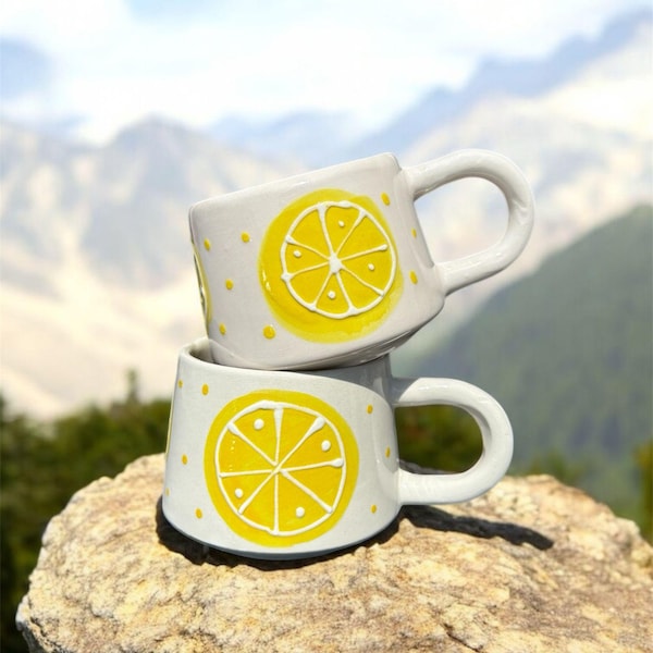 Set mit 2 handgemachten Zitronenbecher Gelb Citrus Keramik Kaffeetassen Sommer Keramik Geschenk 200ml