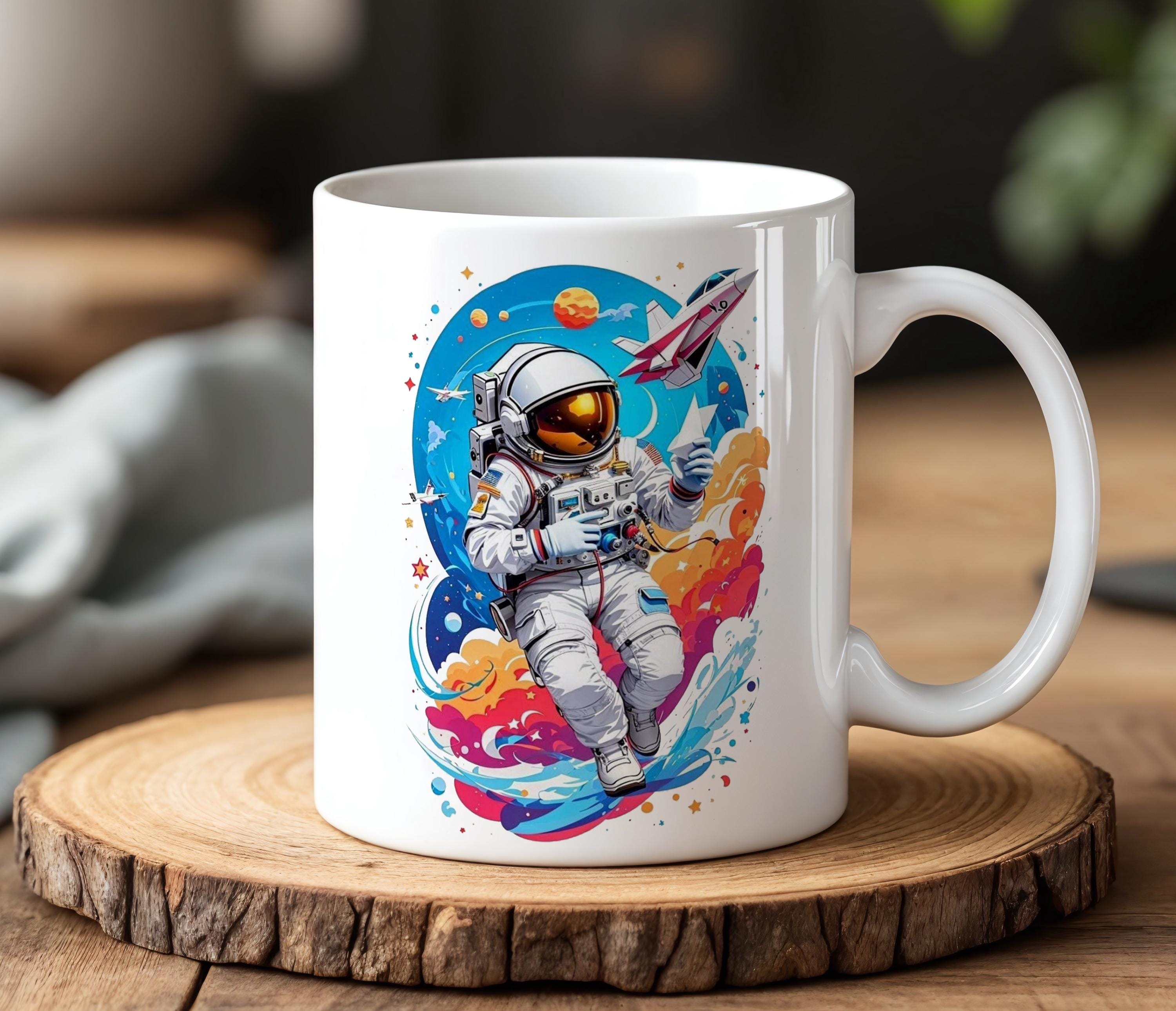 10 oz insulated coffee mug with lid Strong Female Character