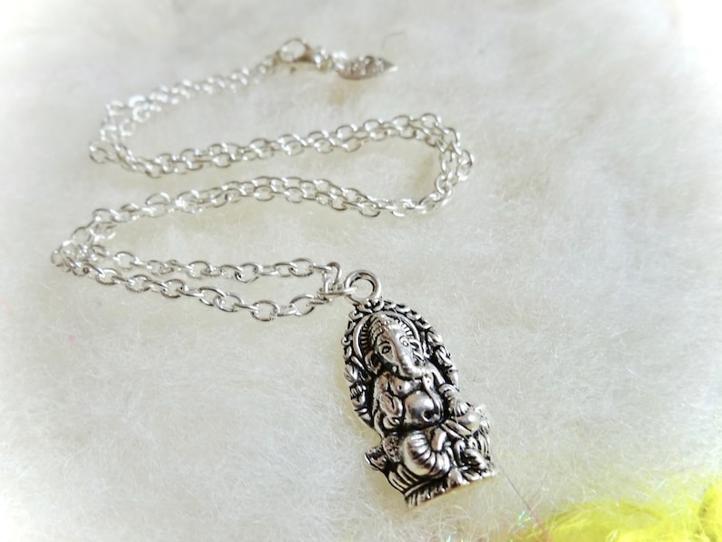 Ganesha Charm Necklace Silver Color Tibetan Silver Ganesha Pendant Jewelry Zen Hindu Spiritual Deity Ganapathi Obstacles