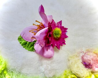 Tiny Hair Clip Pink Flowers