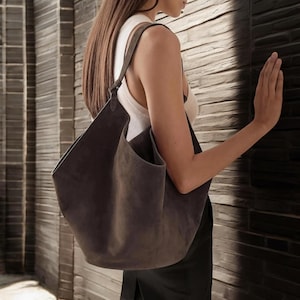 Wildleder Einkaufstasche - Minimalistische Echtleder Handtasche, Stilvolle & geräumige Alltags-Umhängetasche für Frauen