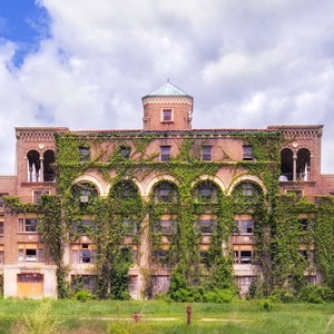 Molly Stark Sanatorium Fine Art Print (2)