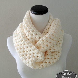 Chunky Crochet Infinity Scarf Pattern, Infinity Cowl Pattern, Beginner Crochet Pattern, Chunky Cowl Pattern