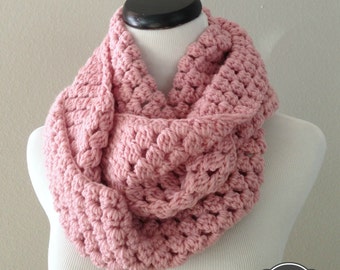 CROCHET PATTERN - Chunky Crochet Infinity Scarf Pattern, Infinity Cowl Pattern, Easy Crochet Pattern, Beginner Crochet Pattern