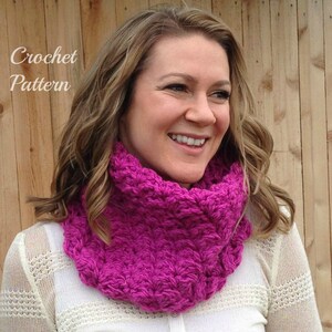 Chunky Cowl Crochet Pattern, Crochet Cowl Pattern, Infinity Cowl Pattern, Crochet Scarf Pattern, Infinity Scarf Pattern image 2