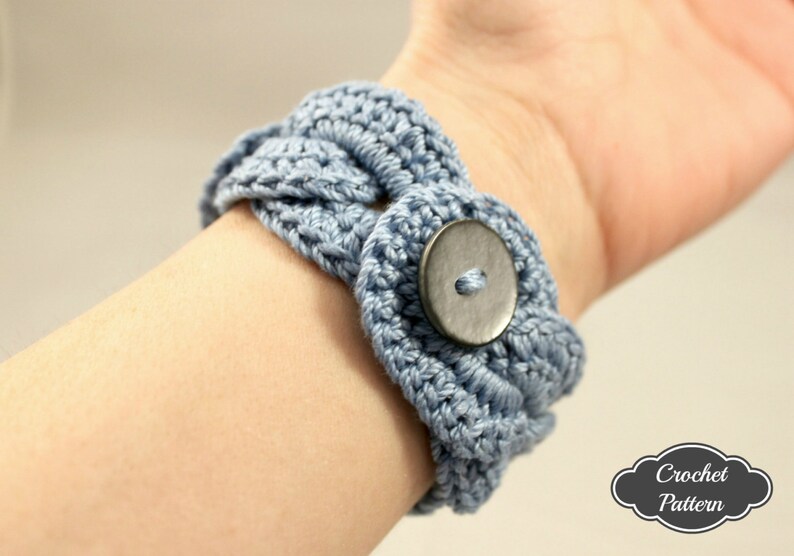 CROCHET PATTERN - Crochet Bracelet Infinity Link Cuff, Crochet Bracelet, Crochet Cuff Pattern, Crochet Jewelry Pattern image 4